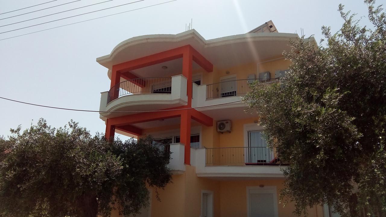 Olive Tree Apartments Parga Exterior photo