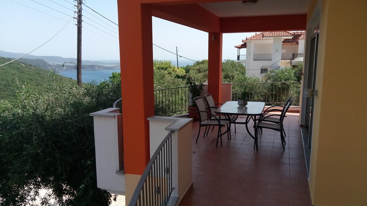 Olive Tree Apartments Parga Exterior photo